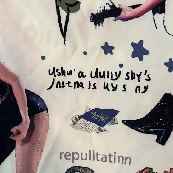 Taylor Swift silly pajamas - Picture 6 of 7